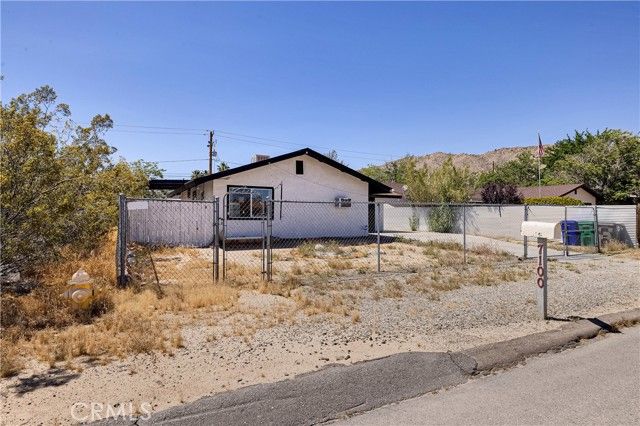 7100 Cholla Avenue, Yucca Valley, CA 92284