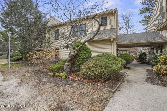 402 Daisy Court, Jackson, NJ 08527