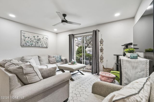 402 Daisy Court, Jackson, NJ 08527