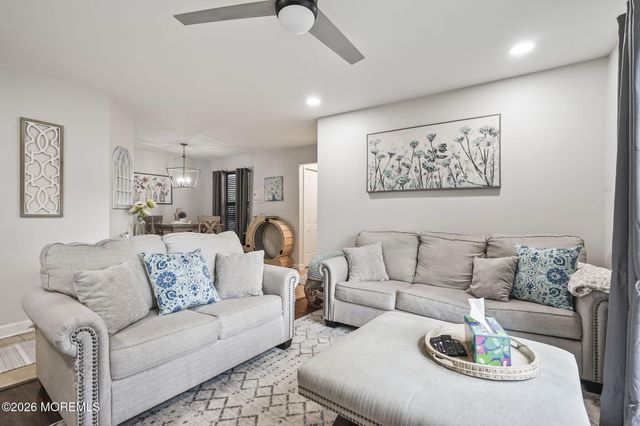 402 Daisy Court, Jackson, NJ 08527