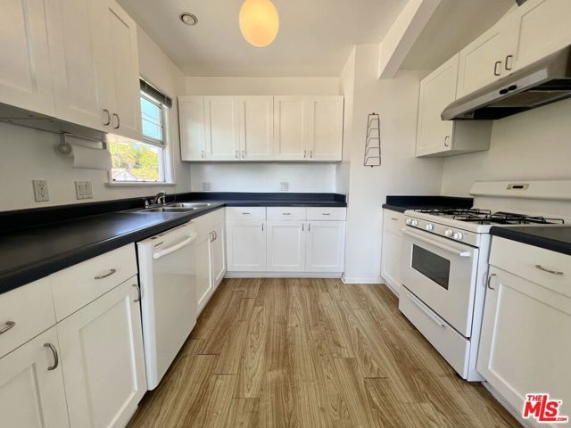 2513 Euclid Street B, Santa Monica, CA 90405