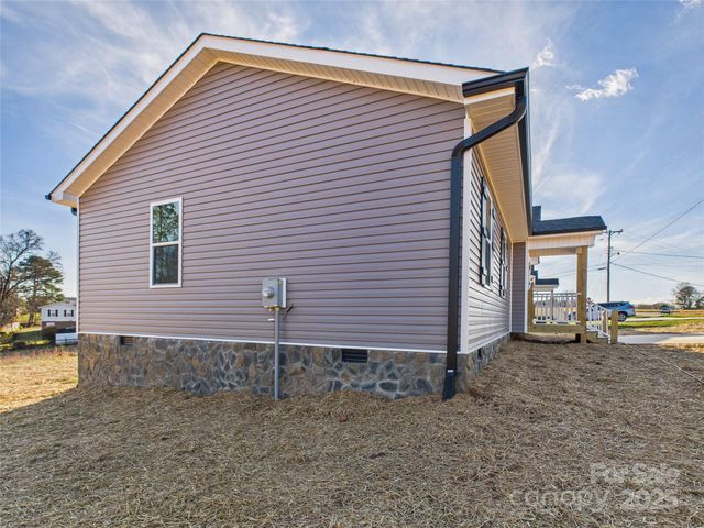 267 Pleasant Hill Road, Hudson, NC 28638