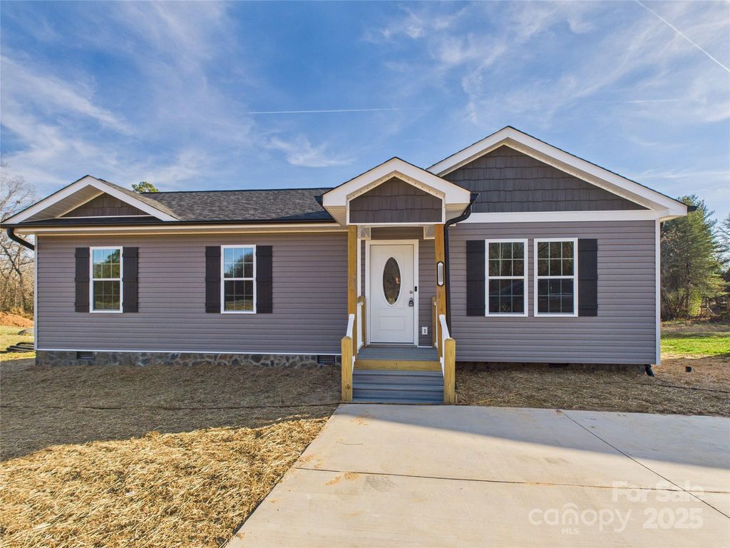 267 Pleasant Hill Road, Hudson, NC 28638