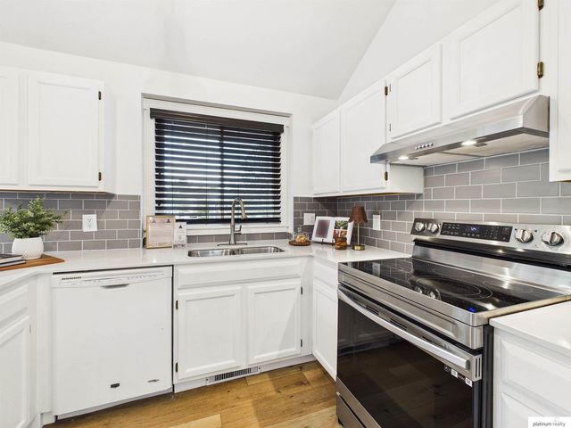 8173 Tucker Street, Omaha, NE 68122