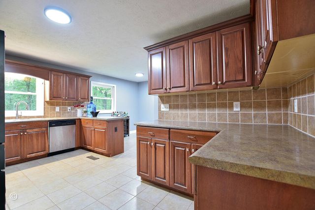 560 Lee Road 0246, Salem, AL 36874