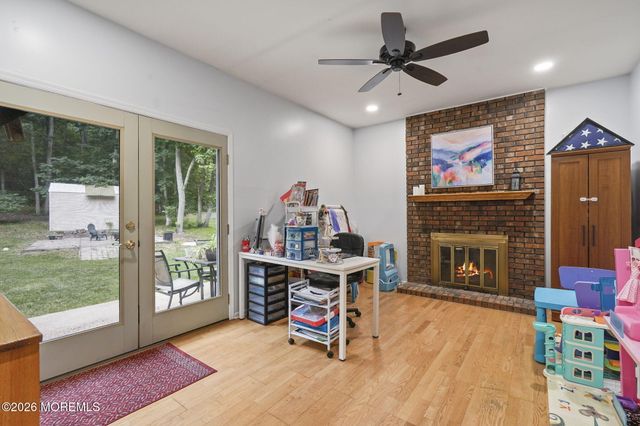 40 Eaglenest Road, Freehold, NJ 07728
