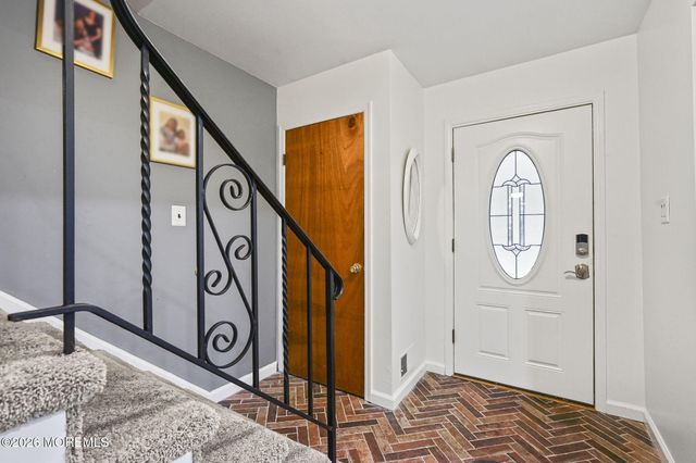 40 Eaglenest Road, Freehold, NJ 07728