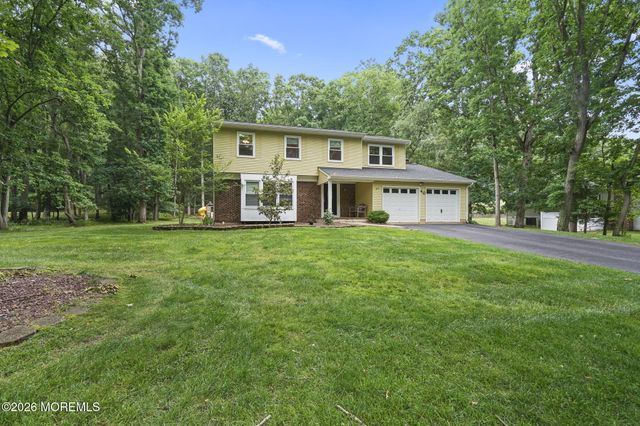 40 Eaglenest Road, Freehold, NJ 07728
