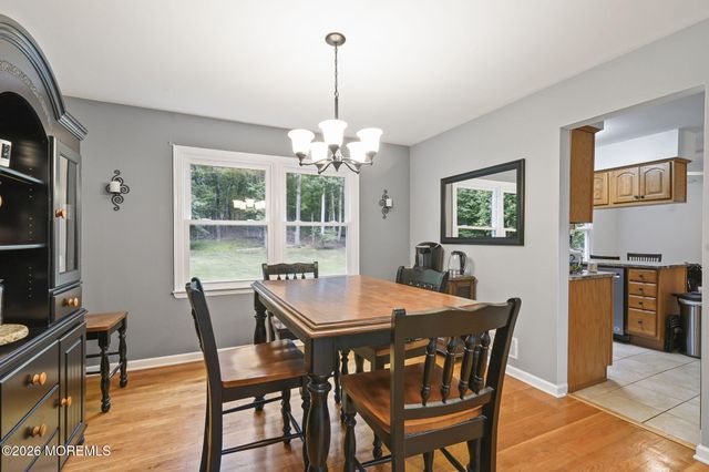 40 Eaglenest Road, Freehold, NJ 07728