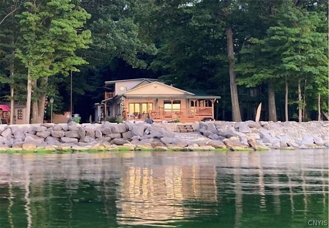 100 Lock Haven Beach Road, Scriba, NY 13126