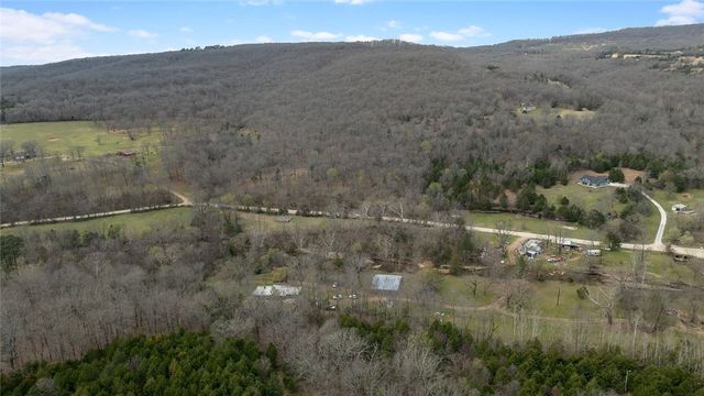 17180 Winn Creek Road, Winslow, AR 72959