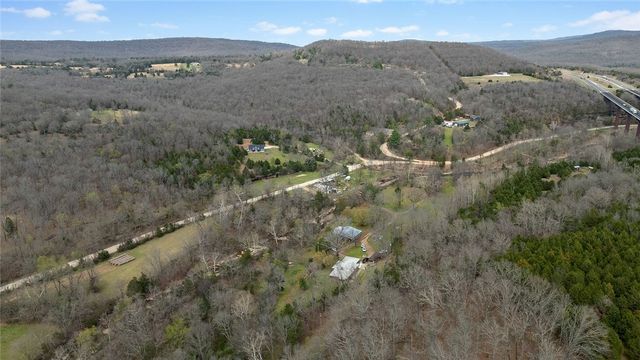 17180 Winn Creek Road, Winslow, AR 72959