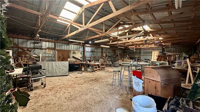 17180 Winn Creek Road, Winslow, AR 72959