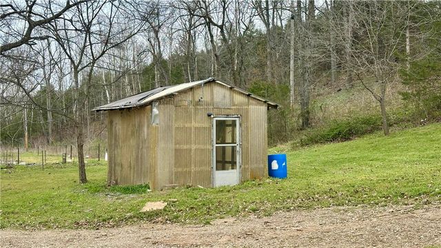 17180 Winn Creek Road, Winslow, AR 72959