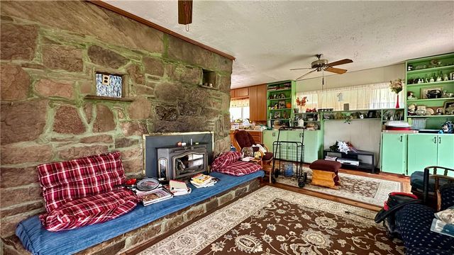 17180 Winn Creek Road, Winslow, AR 72959