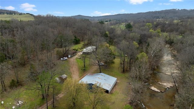 17180 Winn Creek Road, Winslow, AR 72959