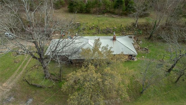 17180 Winn Creek Road, Winslow, AR 72959