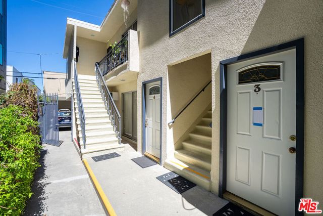 12731 Mitchell Avenue, Los Angeles, CA 90066