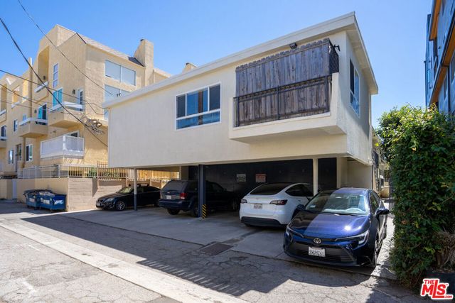 12731 Mitchell Avenue, Los Angeles, CA 90066