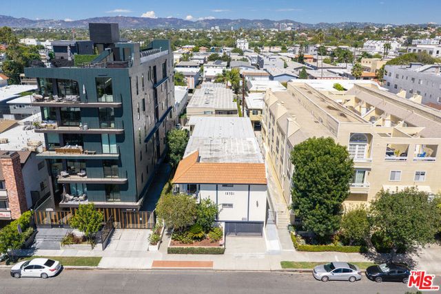 12731 Mitchell Avenue, Los Angeles, CA 90066