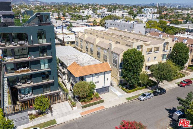 12731 Mitchell Avenue, Los Angeles, CA 90066