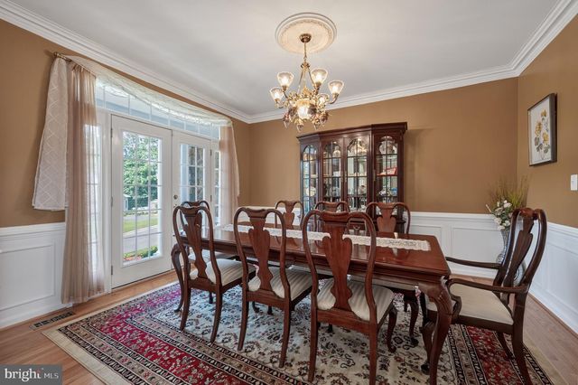 8825 STOLEN MOMENTS TER, Fairfax, VA 22031