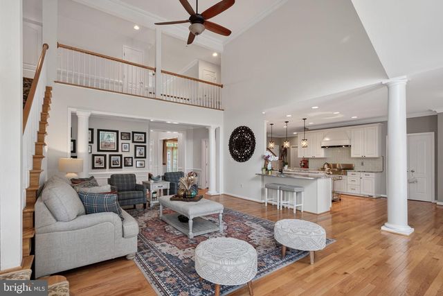 8825 STOLEN MOMENTS TER, Fairfax, VA 22031