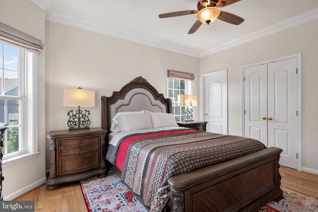 8825 STOLEN MOMENTS TER, Fairfax, VA 22031