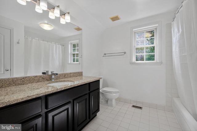 8825 STOLEN MOMENTS TER, Fairfax, VA 22031