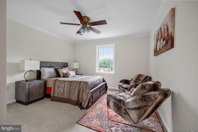 8825 STOLEN MOMENTS TER, Fairfax, VA 22031