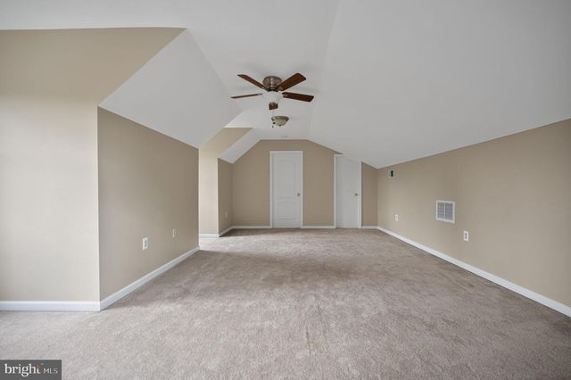 8825 STOLEN MOMENTS TER, Fairfax, VA 22031