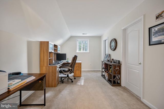 8825 STOLEN MOMENTS TER, Fairfax, VA 22031