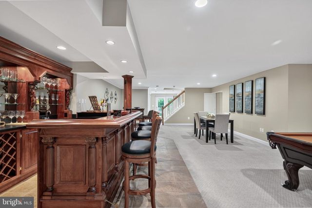 8825 STOLEN MOMENTS TER, Fairfax, VA 22031