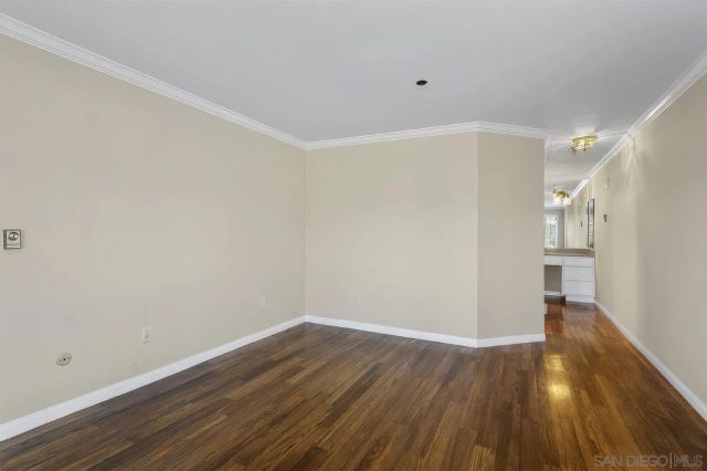 2130 Vallecitos 246, La Jolla, CA 92037