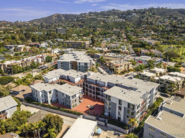 2130 Vallecitos 246, La Jolla, CA 92037