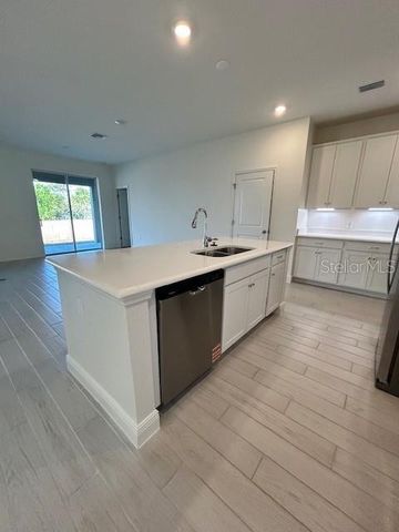 7352 DONAHUE STREET, Port Charlotte, FL 33981
