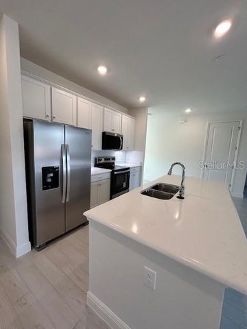 7352 DONAHUE STREET, Port Charlotte, FL 33981