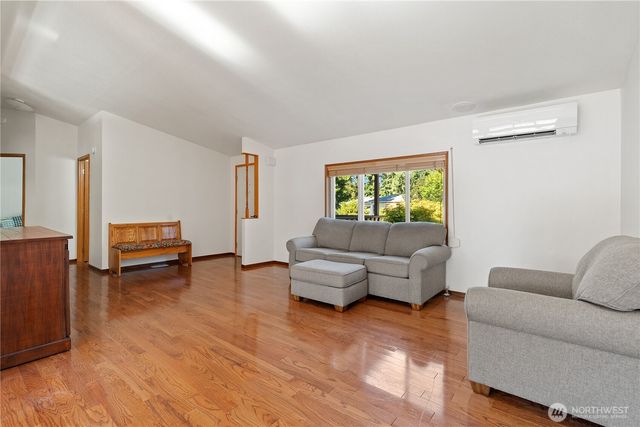 410 Parkwood Boulevard, Sequim, WA 98382