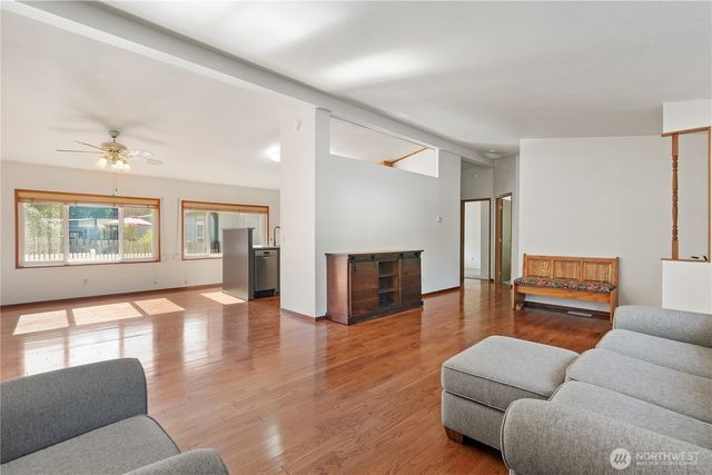 410 Parkwood Boulevard, Sequim, WA 98382