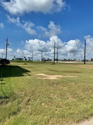 13235 Jolly Roger Drive, Freeport, TX 77541