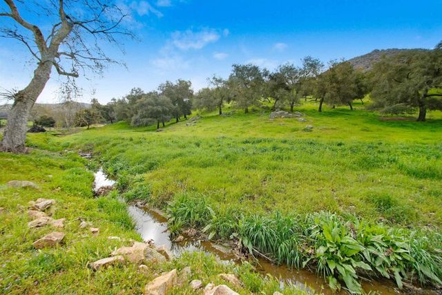 16757 Old Guejito Grade Road, Escondido, CA 92027