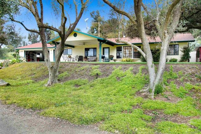 16757 Old Guejito Grade Road, Escondido, CA 92027