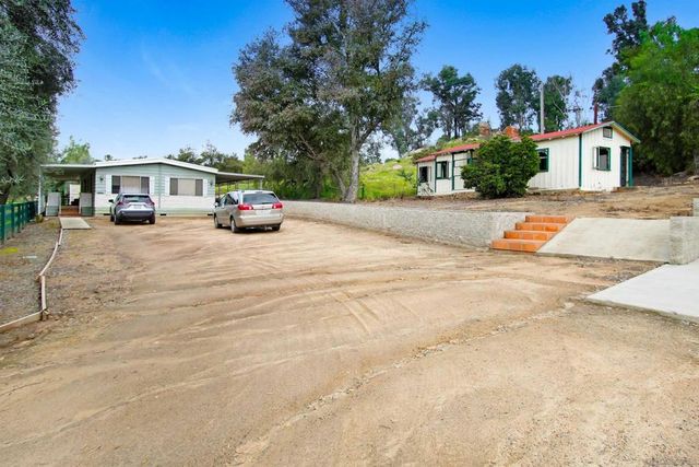 16757 Old Guejito Grade Road, Escondido, CA 92027