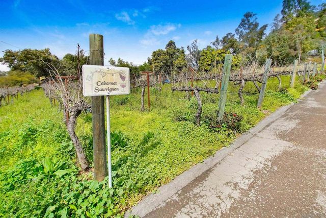 16757 Old Guejito Grade Road, Escondido, CA 92027