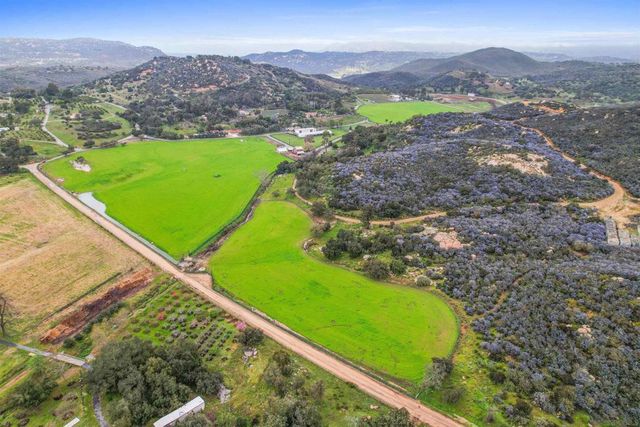 16757 Old Guejito Grade Road, Escondido, CA 92027