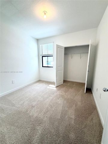 359 NE 16th St, Florida City, FL 33034