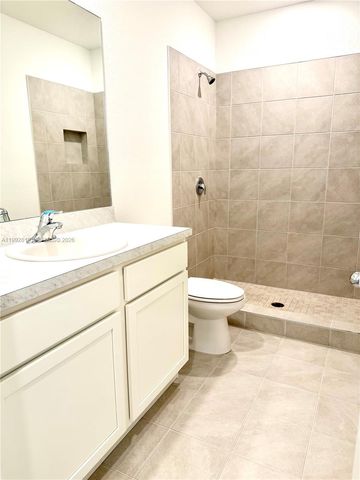 359 NE 16th St, Florida City, FL 33034