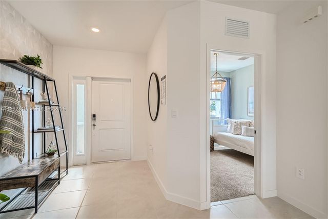 359 NE 16th St, Florida City, FL 33034