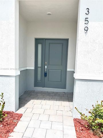 359 NE 16th St, Florida City, FL 33034