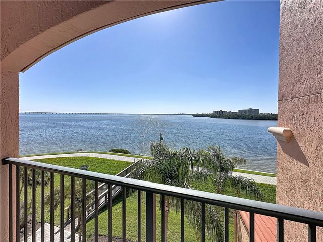 2755 VIA CAPRI 1237, Clearwater, FL 33764